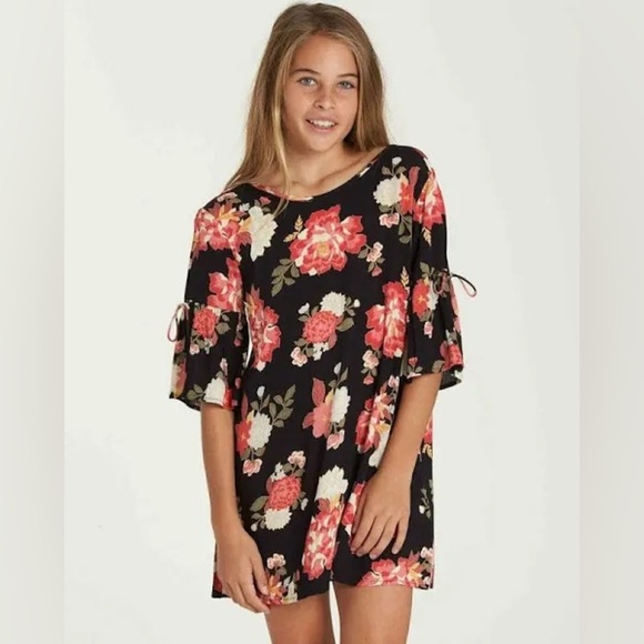 Billabong - Picture 1 of 6